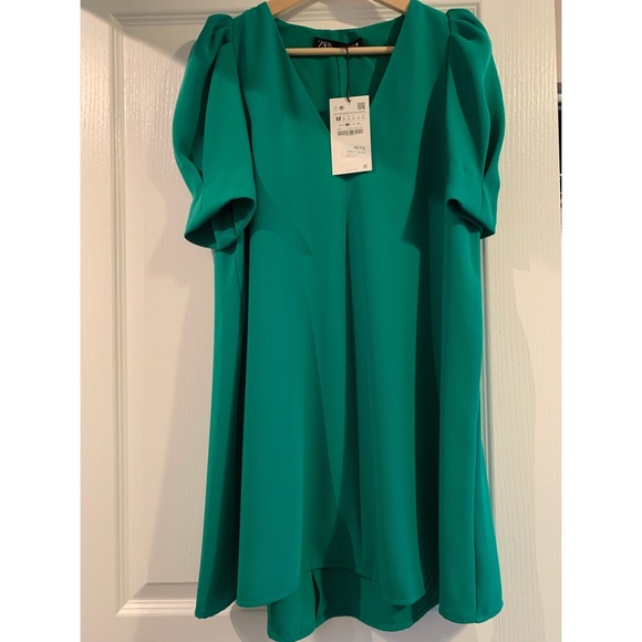 Nice green dress - Picture 1 of 2